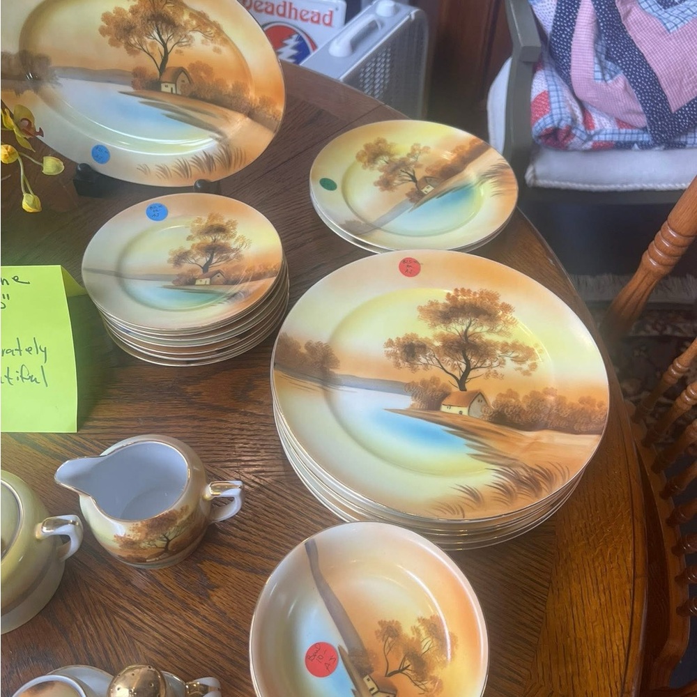 Noritake Meadow Collection - Picture 2 of 11